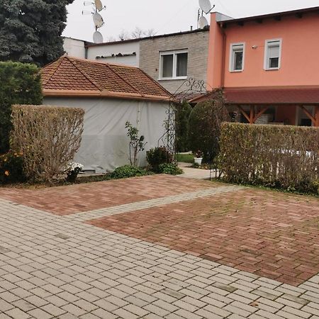 Gizella Apartmanhaus Bük Zewnętrze zdjęcie
